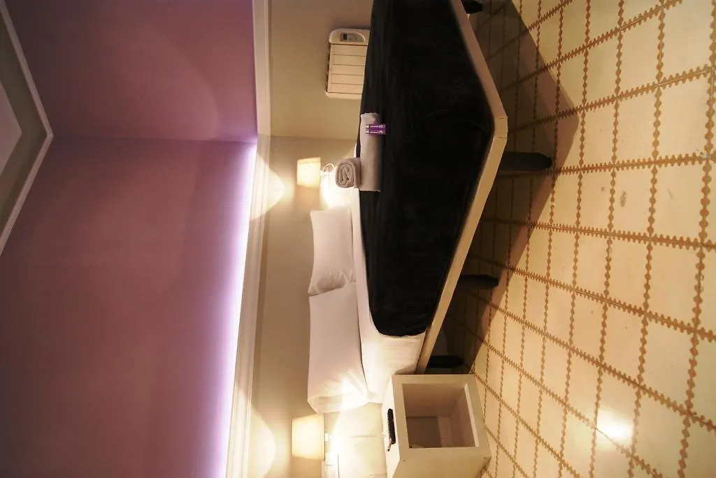 Guest house Hostal Que Tal Barcelona