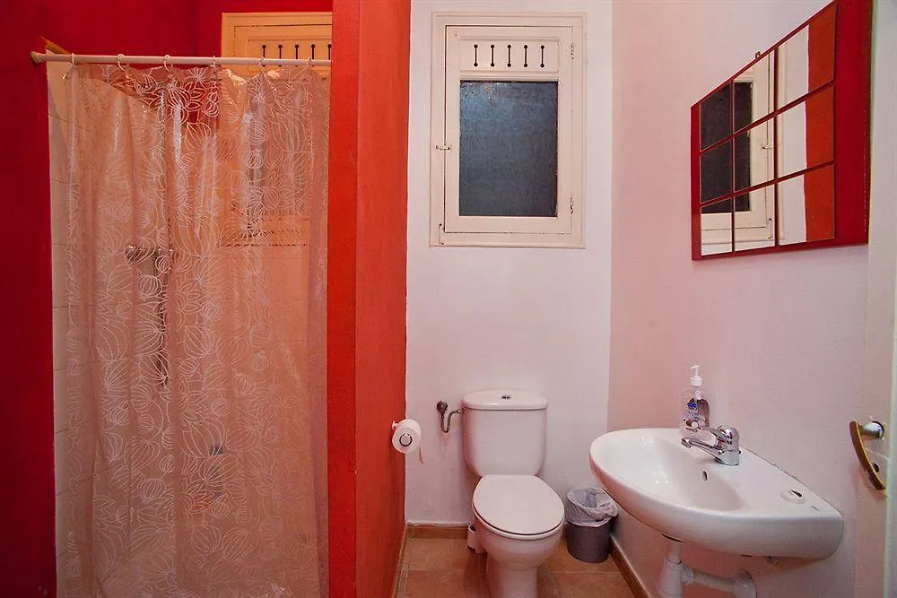 Hostal Que Tal Barcelona Guest house