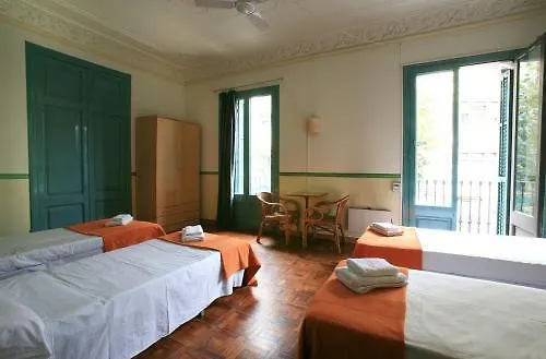 Hostal Que Tal Barcelona Penzion